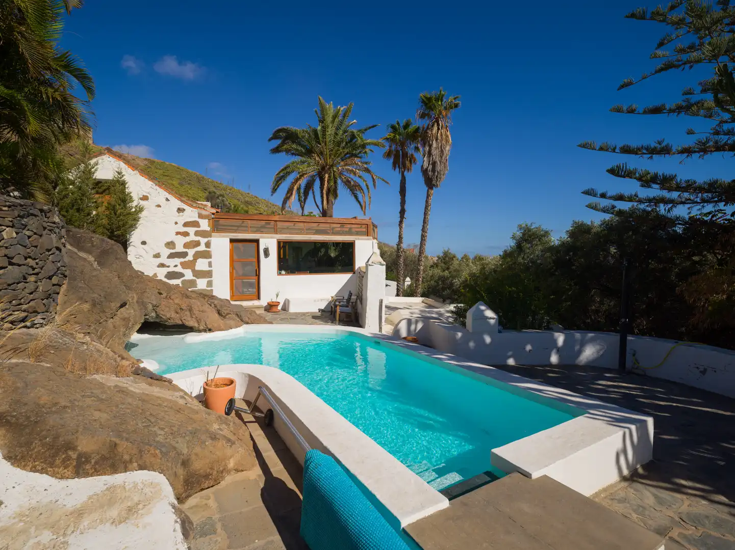 Swimming pool of Houses for sale in Telde  with Heating, Private garden and Parquet flooring