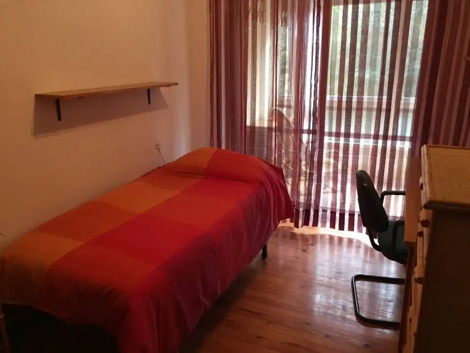 Flat for rent in Zarautz Kalea, Ibaeta