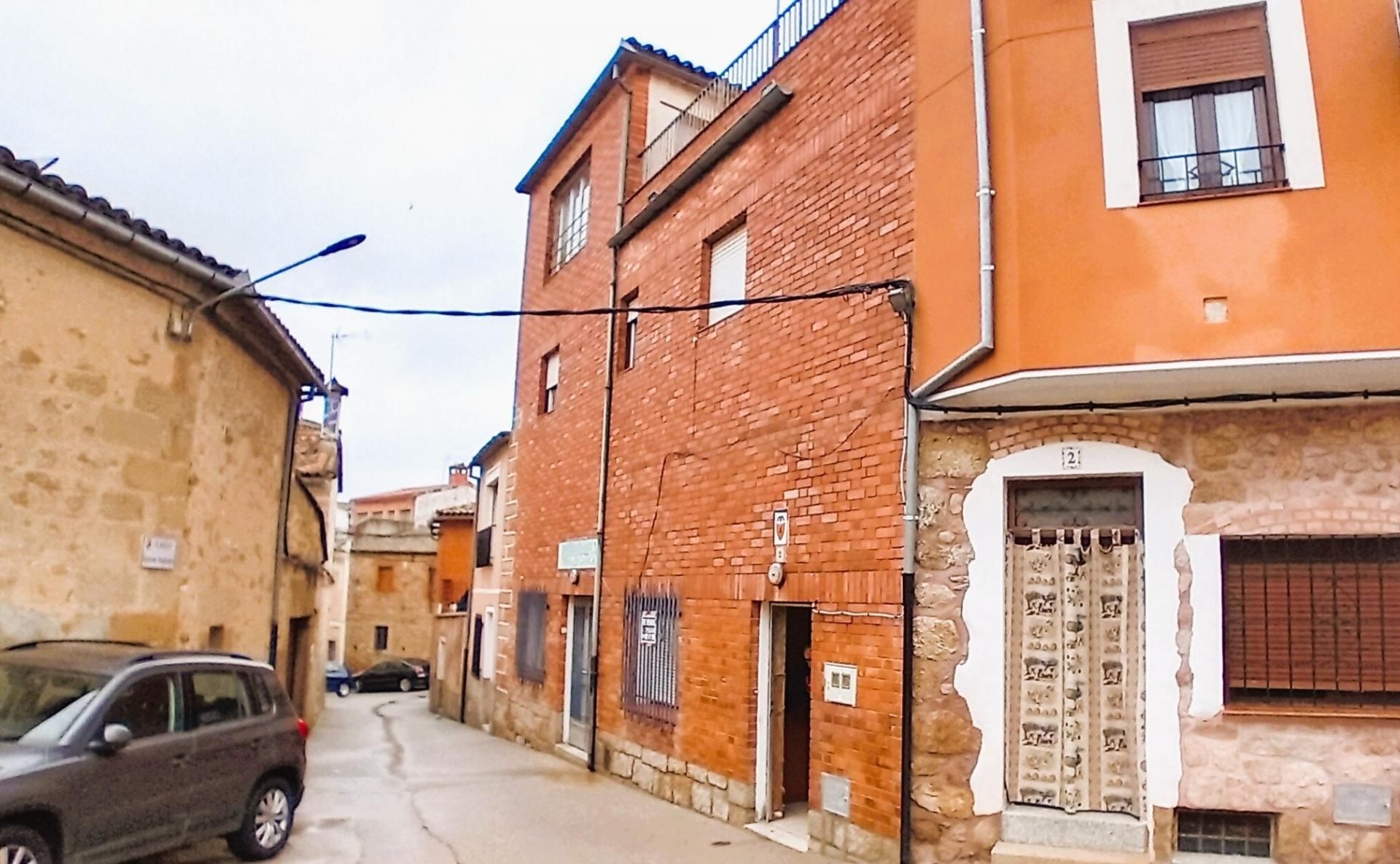 Exterior view of Single-family semi-detached for sale in Lagartera  with Terrace