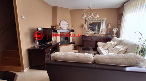 Foto 4 de Casa adosada en venta en Villimar - V1 - V2 - S3 - S4 - San Cristobal, Burgos Capital