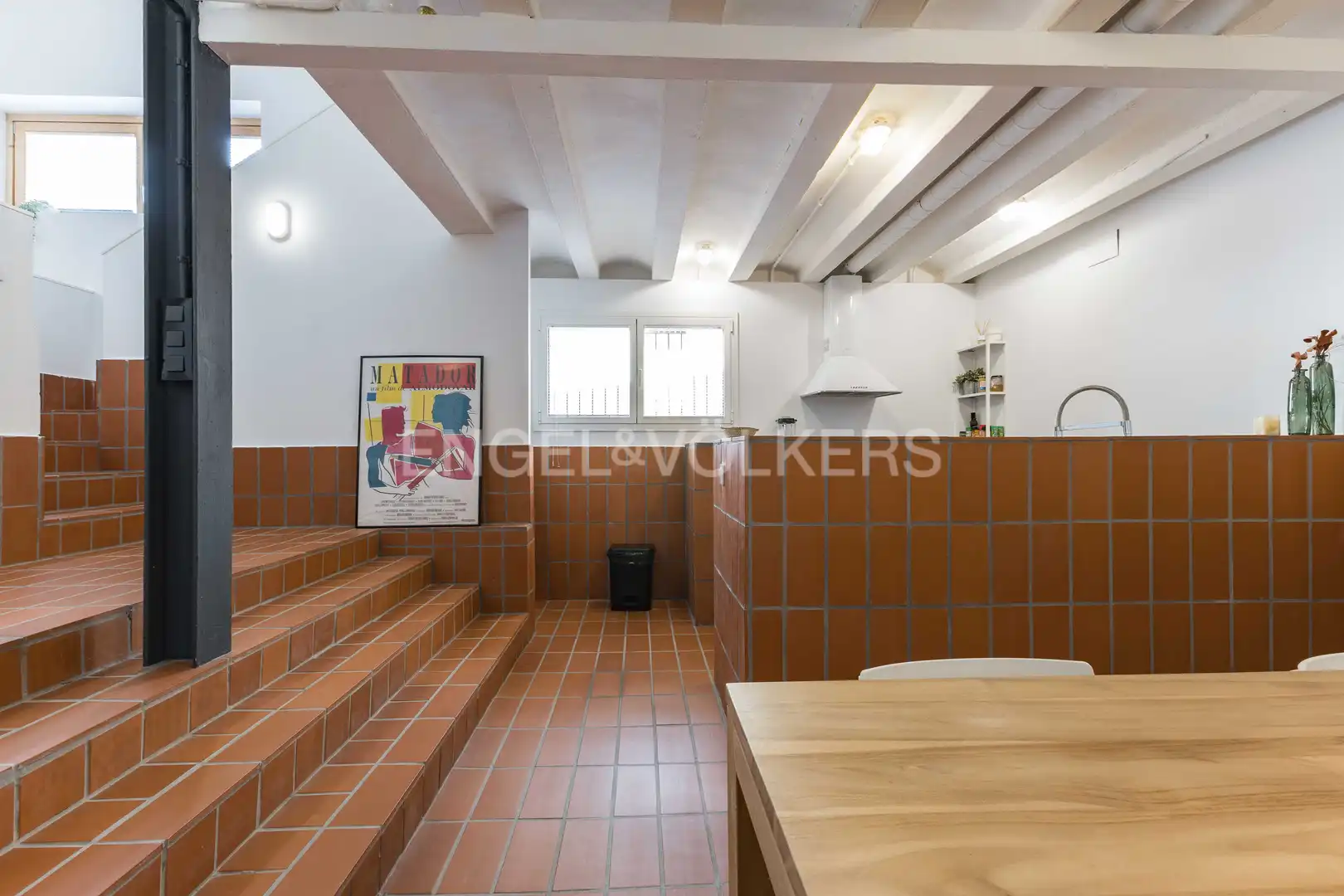 Wohnung zum Verkauf in Barcelona mit Klimaanlage, Heizung und Abstellraum
