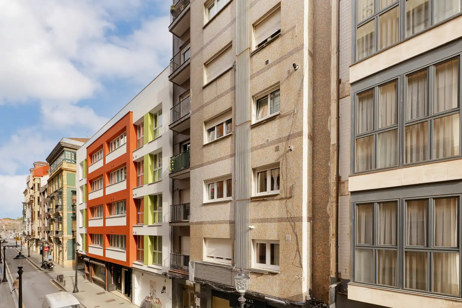 Vista exterior de Piso en venta en Gijón  con Calefacción, Parquet y Trastero