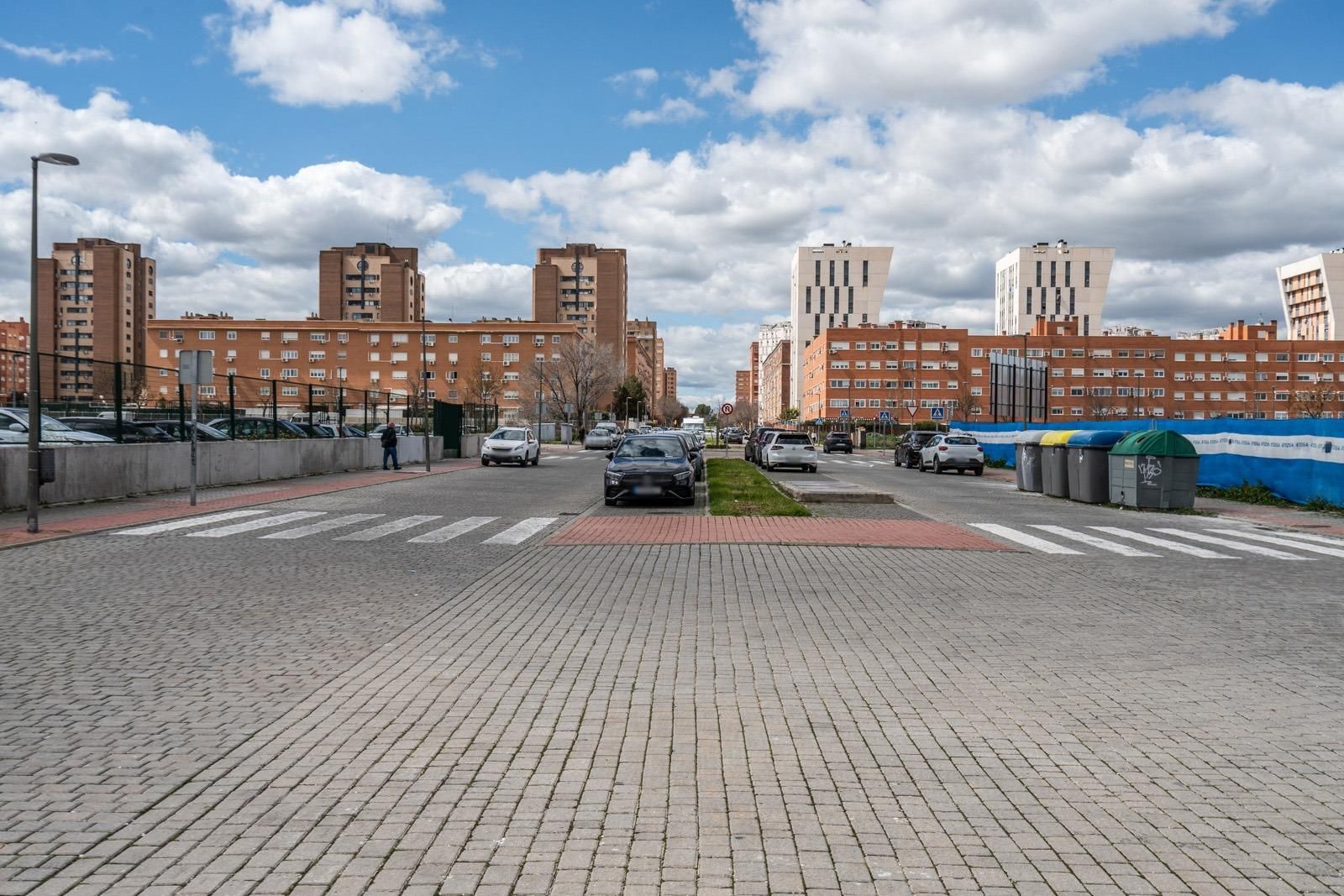 Exterior view of Premises for sale in Parla