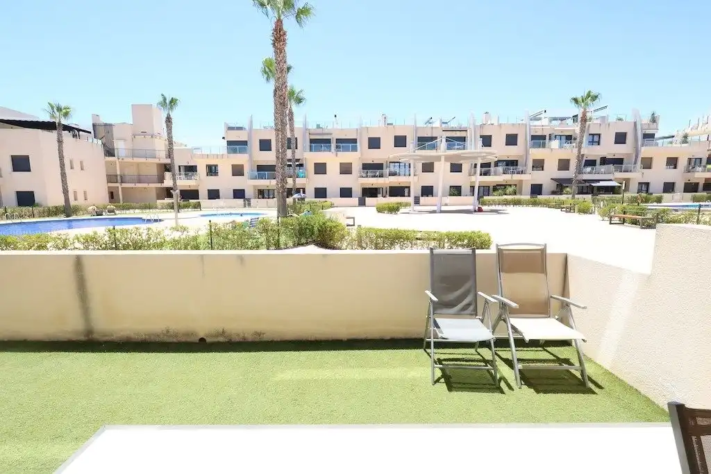 Terraza de Apartamento en venta en Pilar de la Horadada con Terraza y Piscina comunitaria