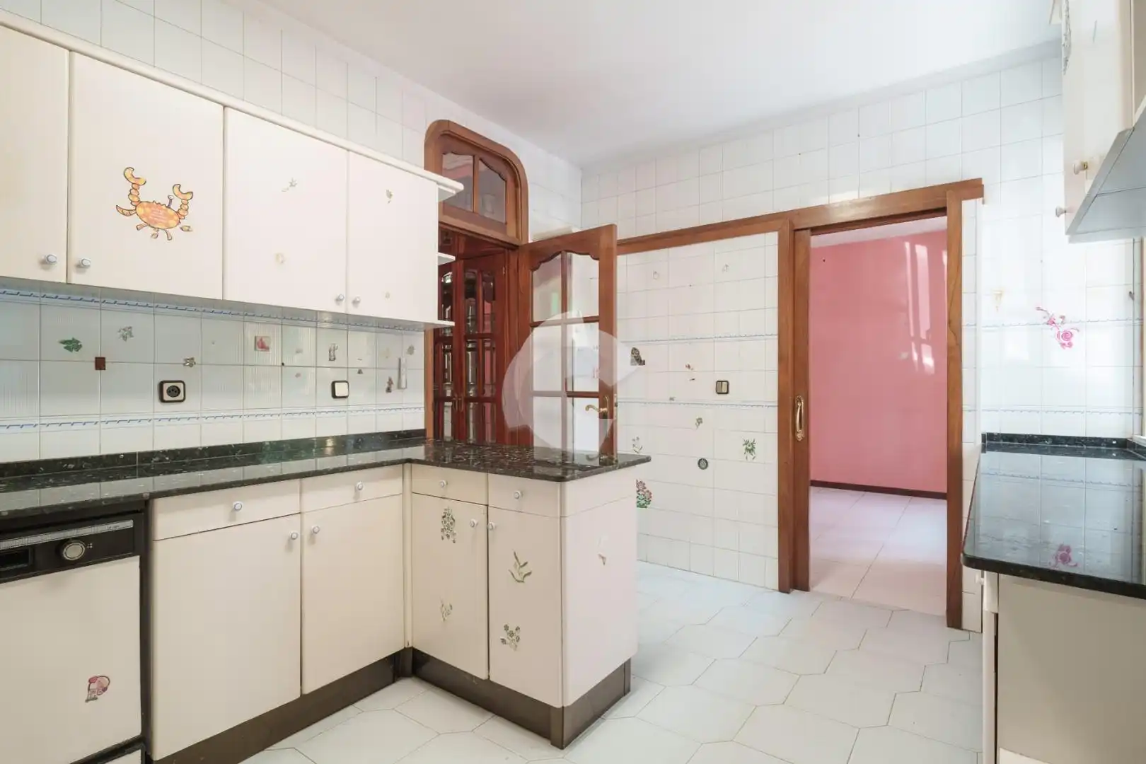 Cuina de Casa adosada en venda en A Coruña Capital  amb Calefacció i Traster