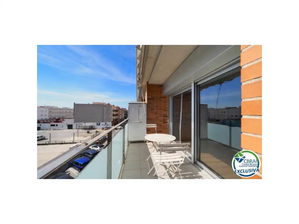 Flat with lift for sale in Calle De Tirso De Molina 56, imagen 2