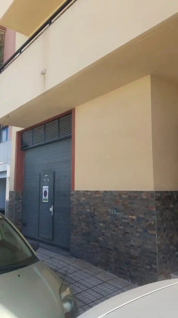 Local comercial en venda a Calle Fenix, imagen 2