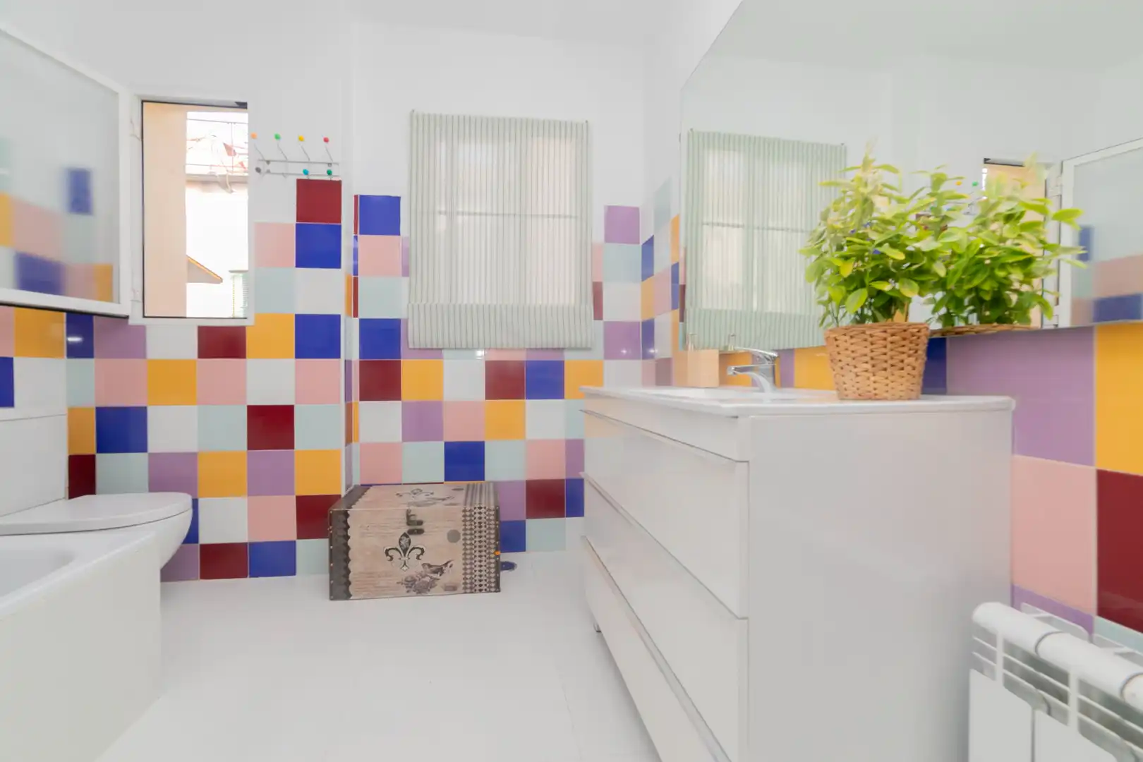 Baño de Piso de alquiler en Madrid con Aire acondicionado, Calefacción y Amueblado