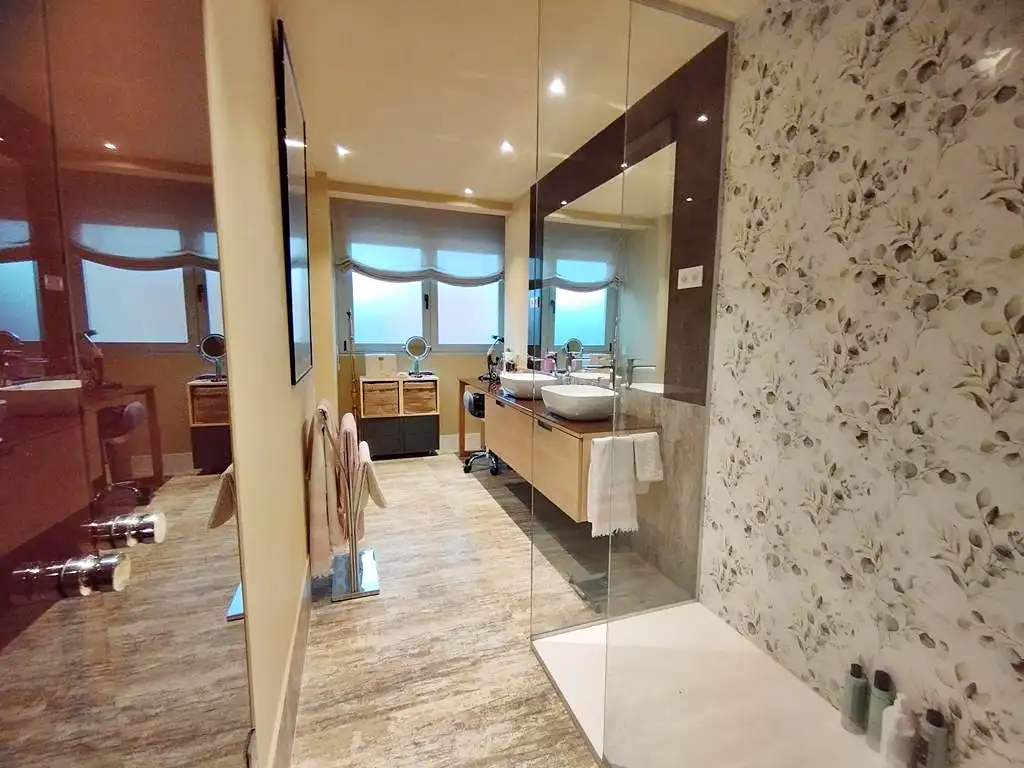 Badezimmer von Wohnung zum Verkauf in Leganés mit Klimaanlage, Heizung und Terrasse