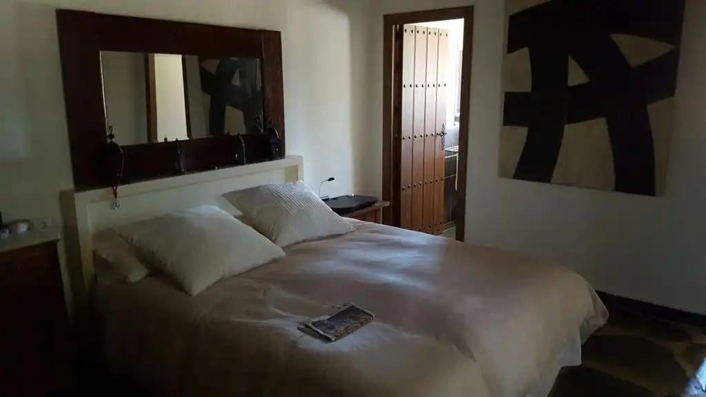 Habitación de Finca rústica en venta en Aracena con Aire acondicionado, Jardín privado y Parquet