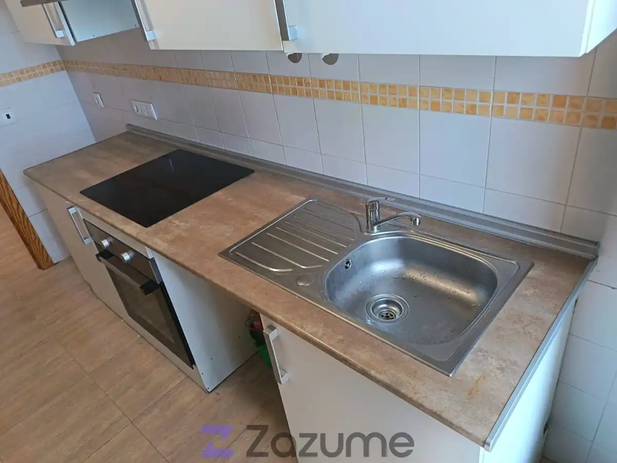 Cocina de Piso de alquiler en Fuensalida con Trastero, Horno y Se aceptan mascotas