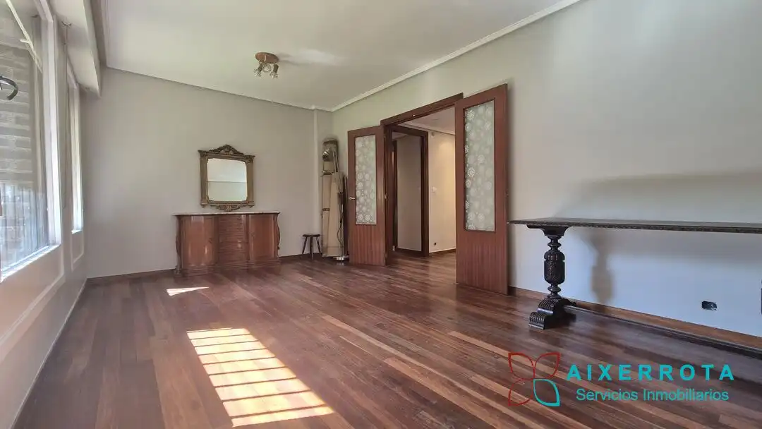 Flat for sale in Ibaizabal Kalea, Villamonte