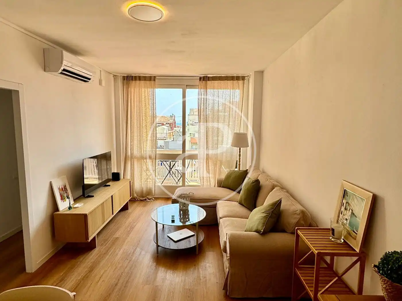 Living room of Flat for rent in Barcelona  with Air Conditioner, Heating and Furnished