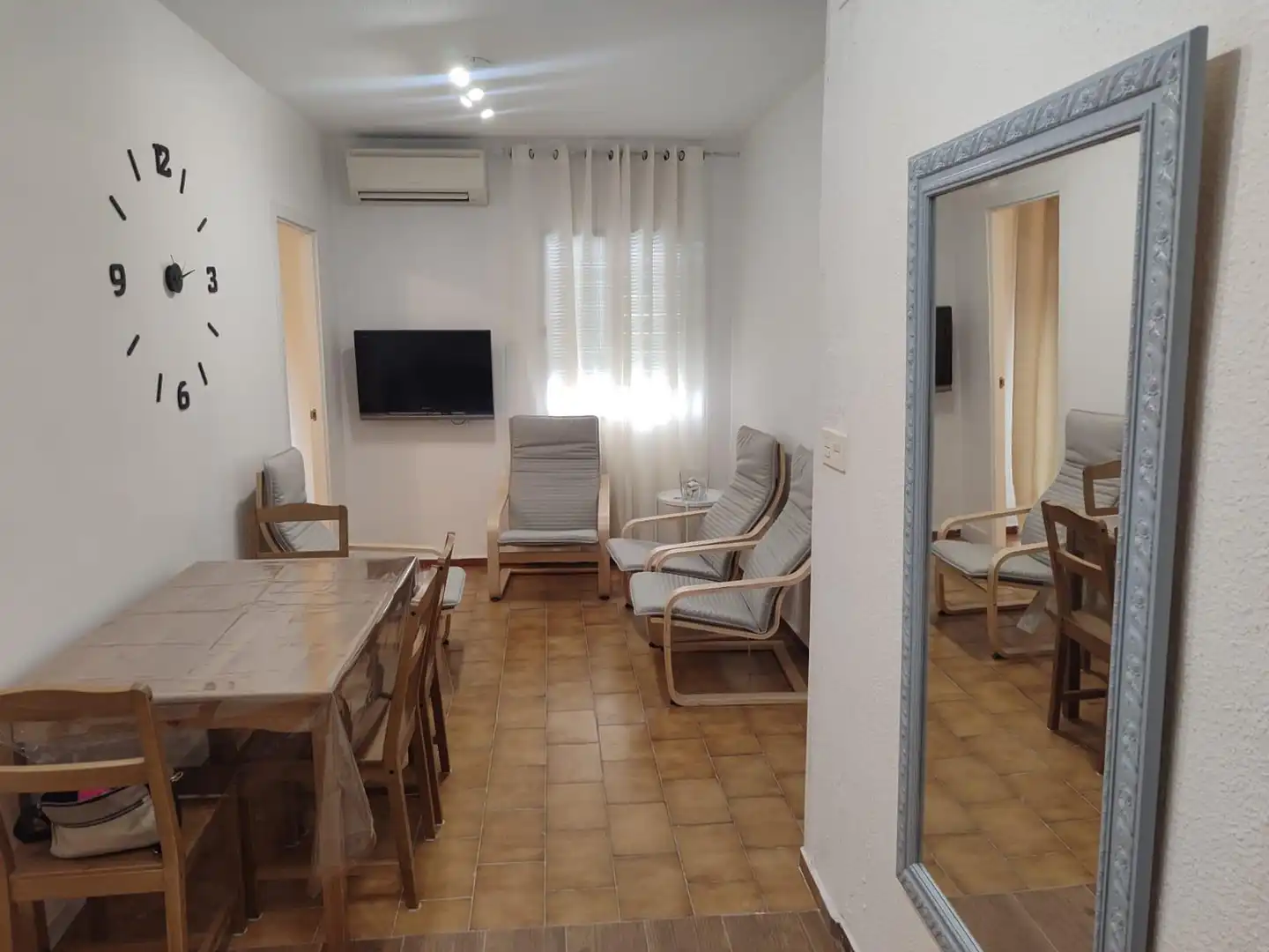 Piso con terraza en alquiler en Chana