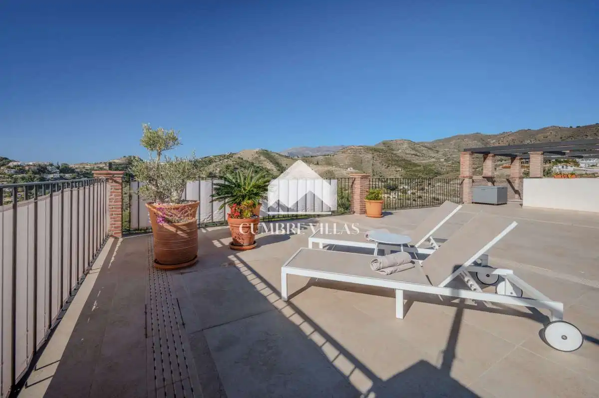 Terrace of Houses for sale in Almuñécar  with Private garden, Terrace and Storage room