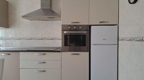 Foto 5 de Casa adosada en venda a Calle Union Isidros, 2, Requena, Valencia