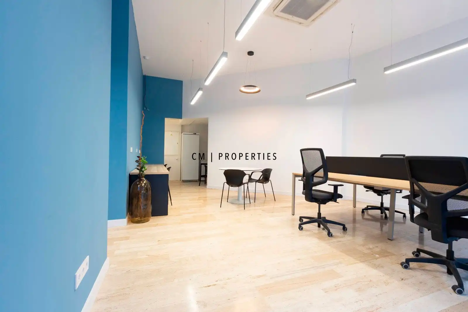 Büro zur Miete in Campos Crespo 16, Safranar
