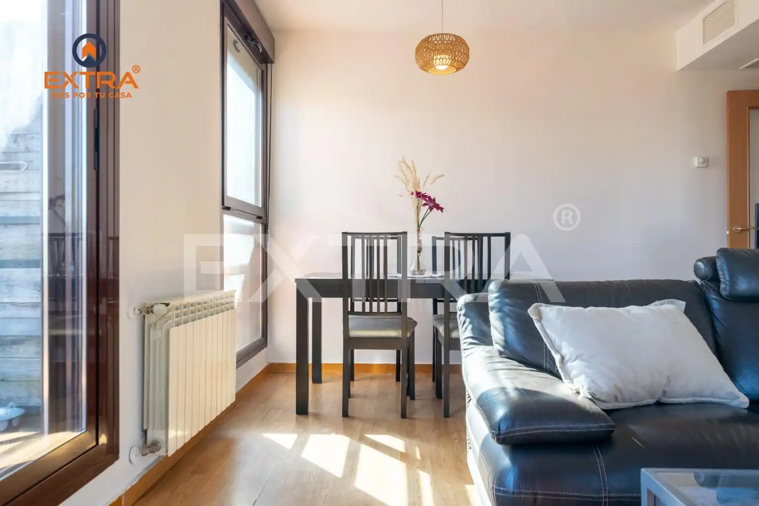 Sala de estar de Ático en venta en Las Rozas de Madrid con Calefacción, Jardín privado y Terraza
