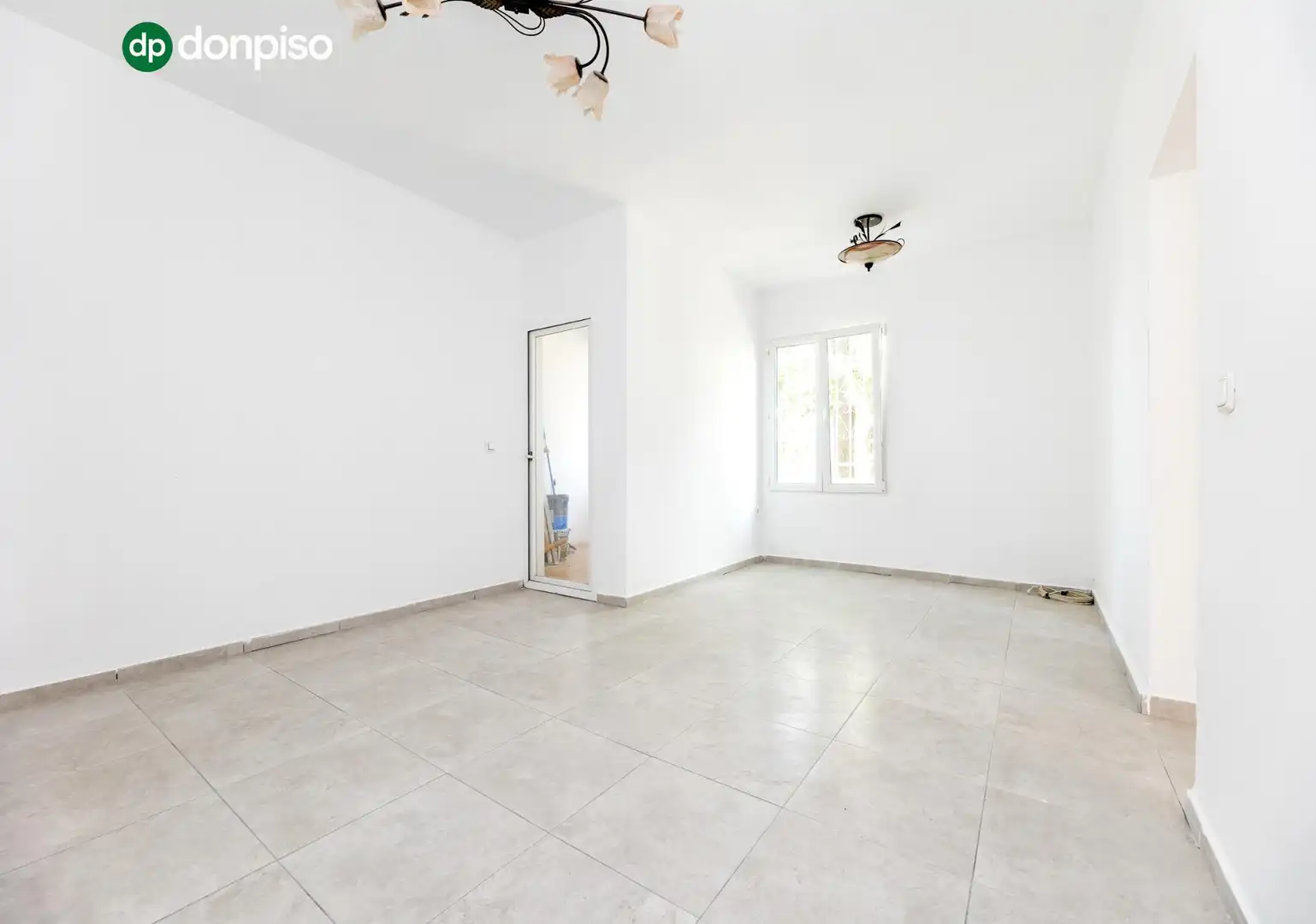 Sala de estar de Piso en venta en Granada