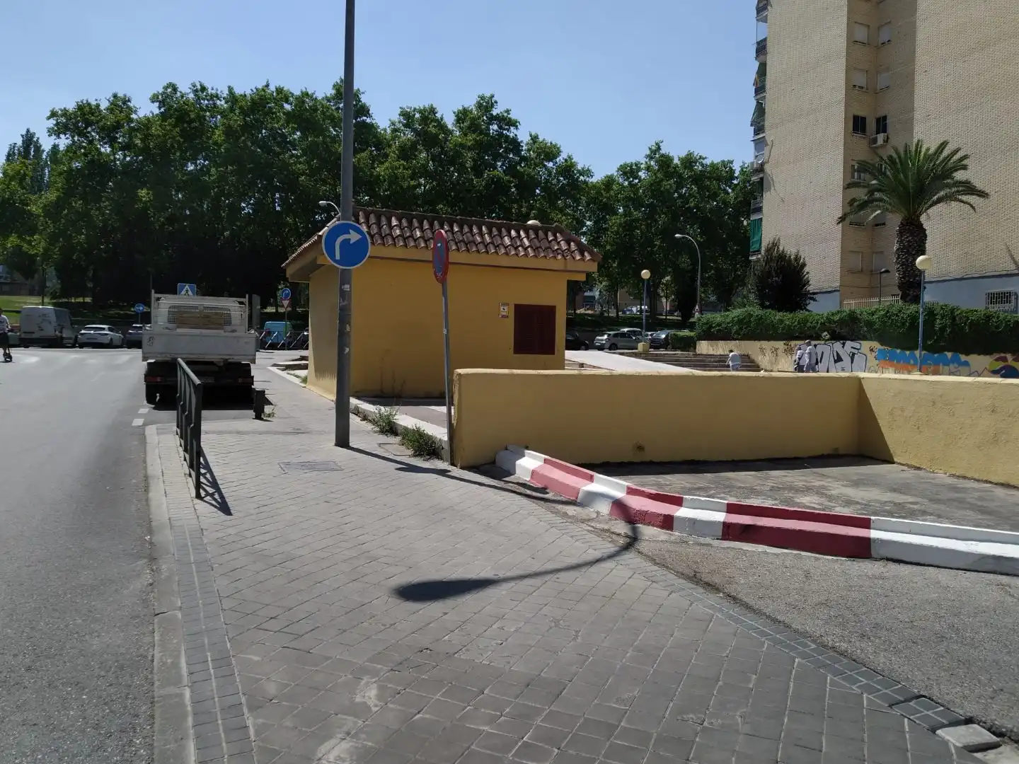 Aparcament de Garatge de lloguer en Leganés amb Alarma