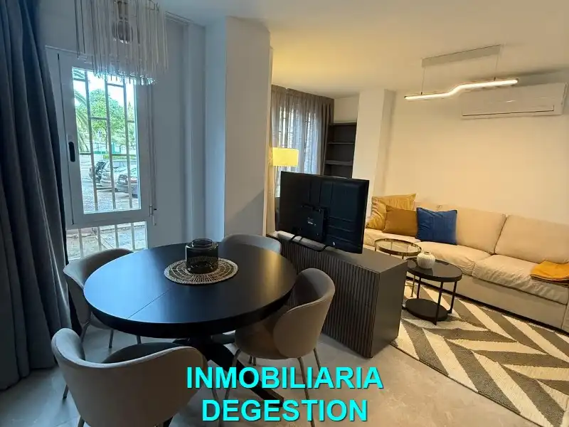 Vista exterior de Piso de alquiler en Linares con Aire acondicionado, Calefacción y Amueblado
