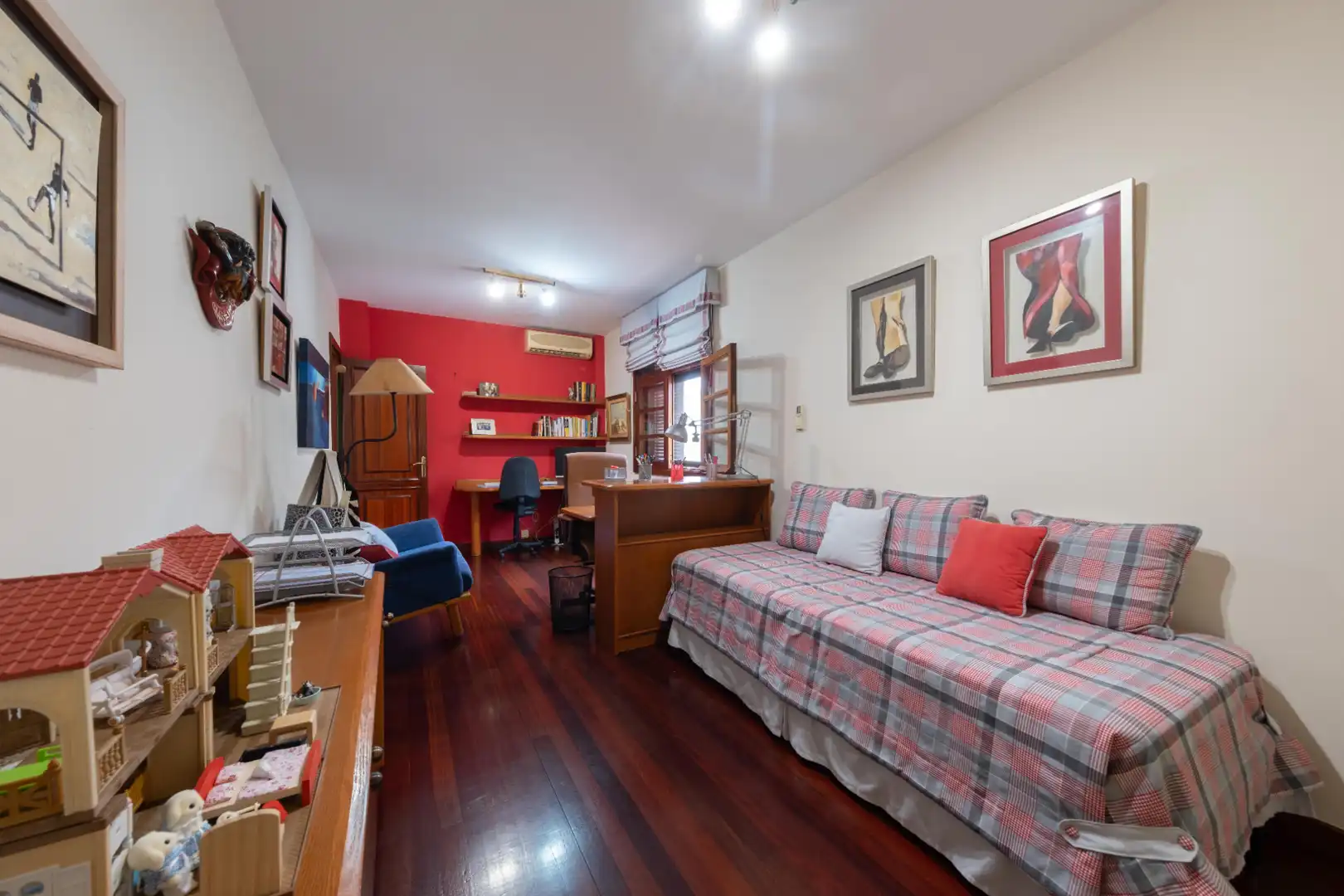 Casa aparellada amb terrassa en venda a Calle Pío XII 39, imagen 47