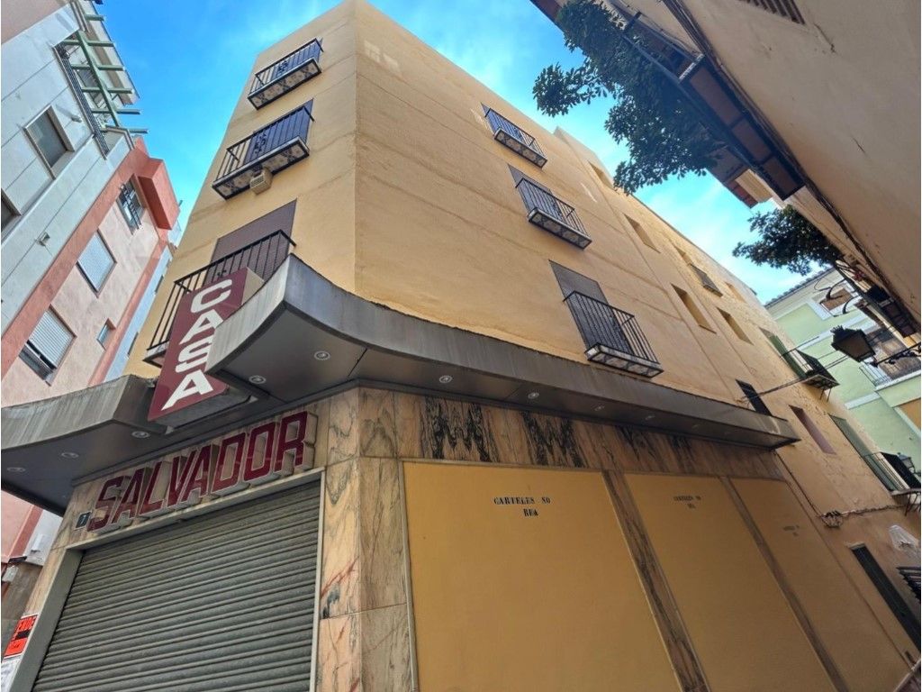 Außenansicht von Gebaude zum Verkauf in Segorbe