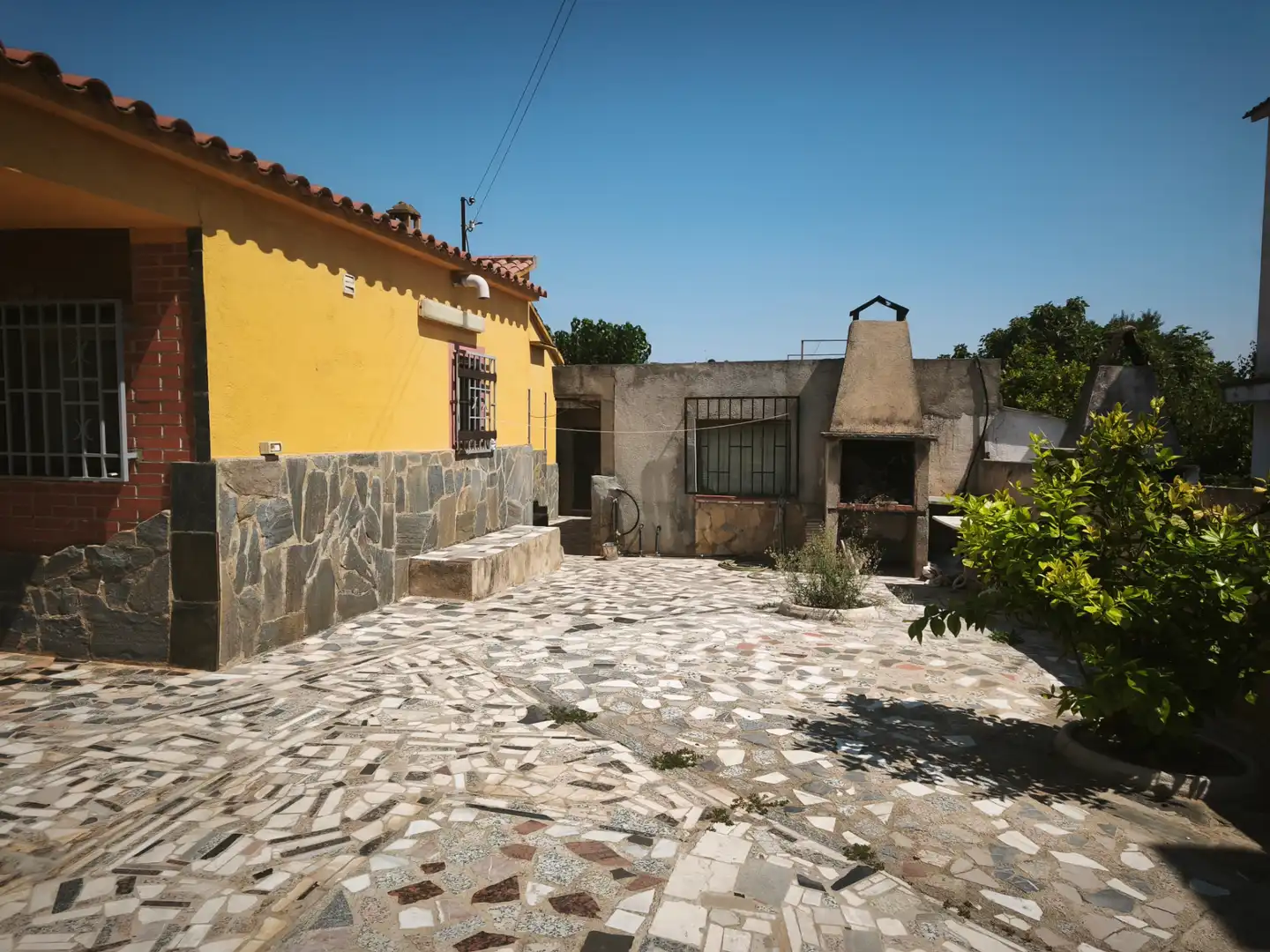 Vista exterior de Casa o xalet en venda en Santa Oliva amb Aire condicionat, Calefacció i Jardí privat