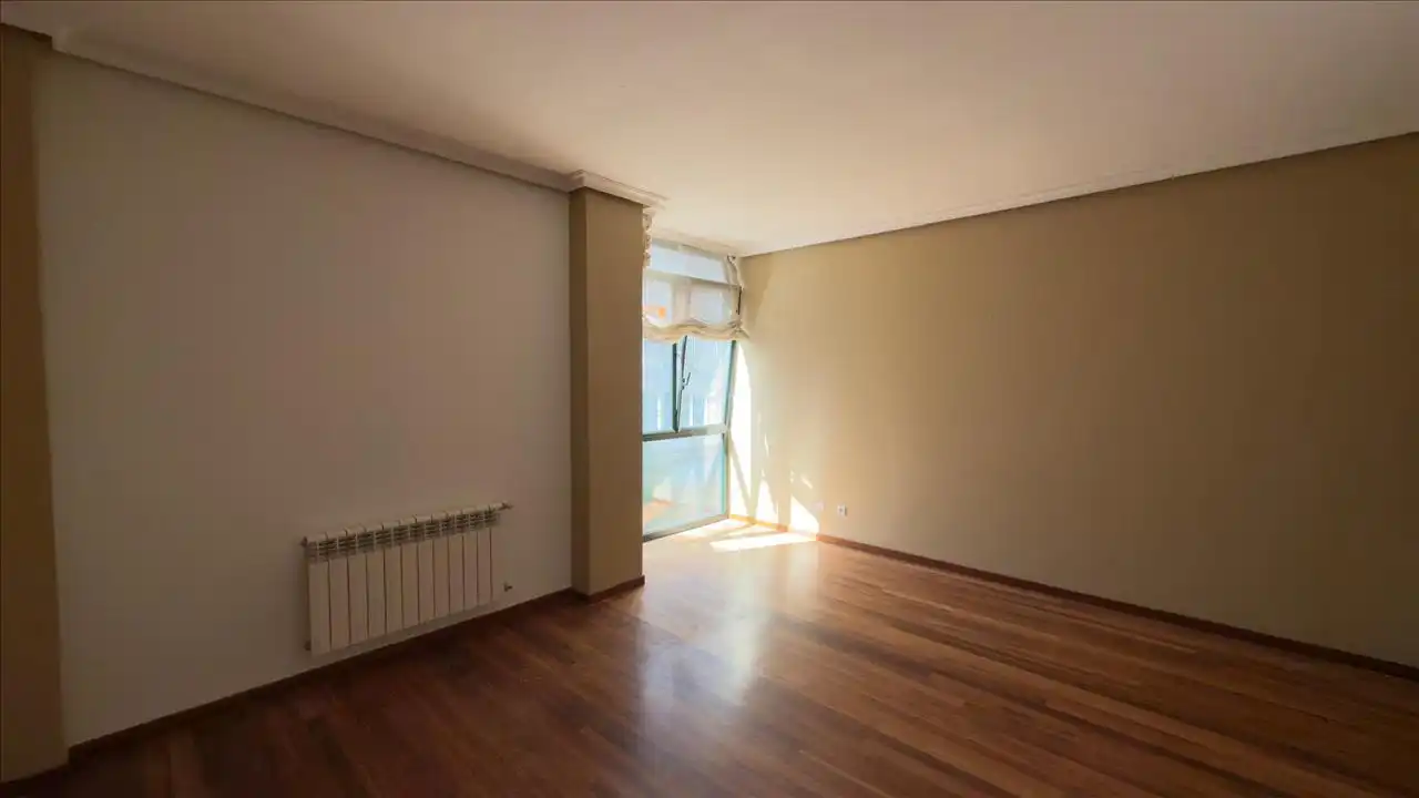 Habitación de Piso en venta en Gijón 