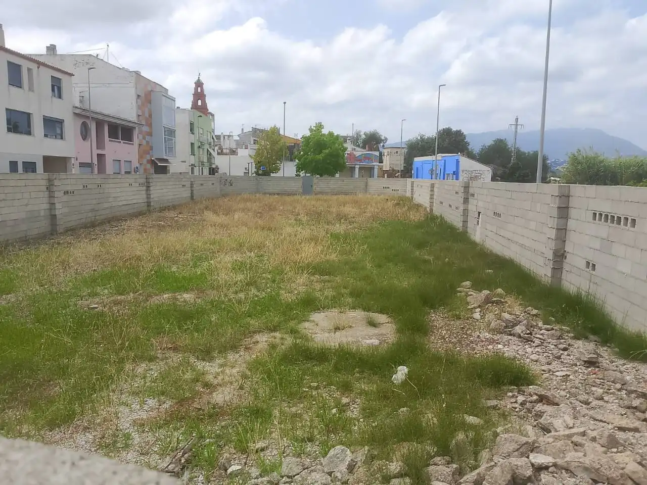 Terreny residencial en venda a Calle 25 de Abril