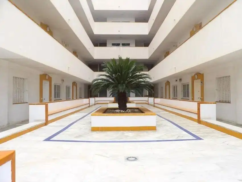 Apartment with pool for sale in Castillo Sohail - Myramar, imagen 4
