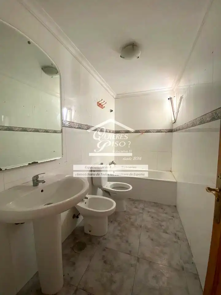 Baño de Piso en venta en Santa Lucía de Tirajana