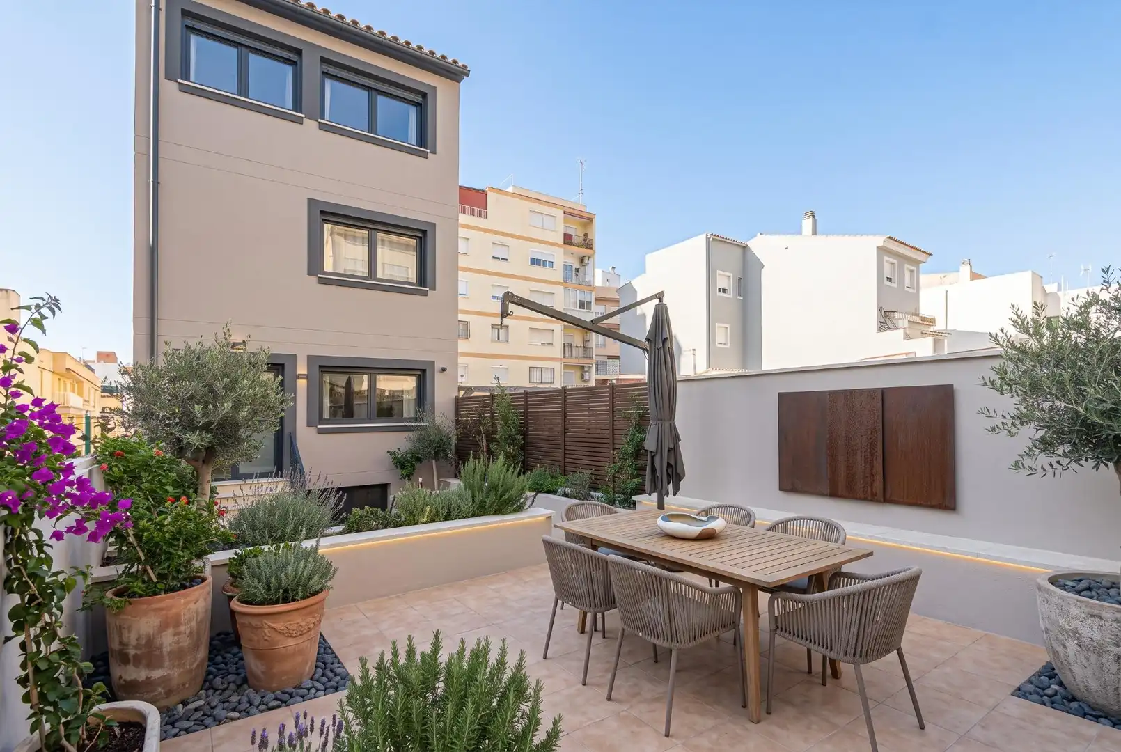 Casa a schiera con terrazza in vendita a DESBACH