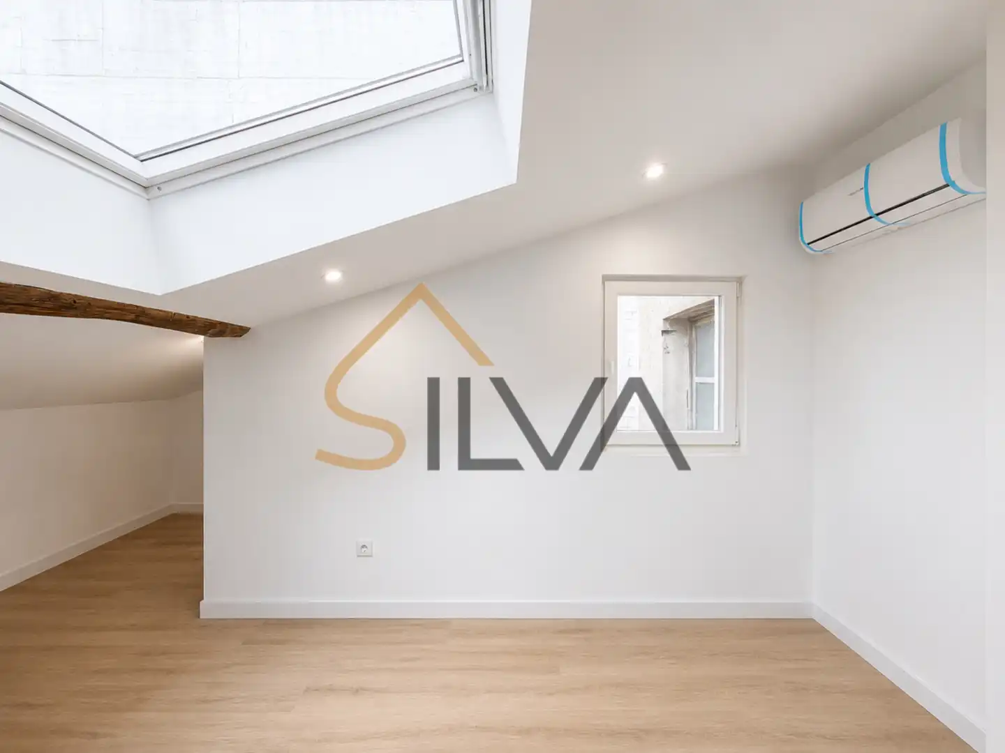 Living room of Flat for sale in Lugo  with Air Conditioner, Heating and Oven