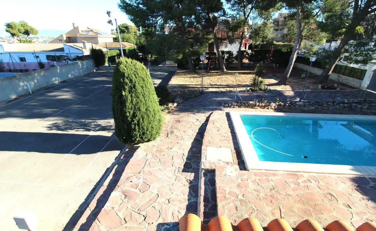 Swimming pool of Houses for rent in L'Eliana  with Air Conditioner, Heating and Private garden