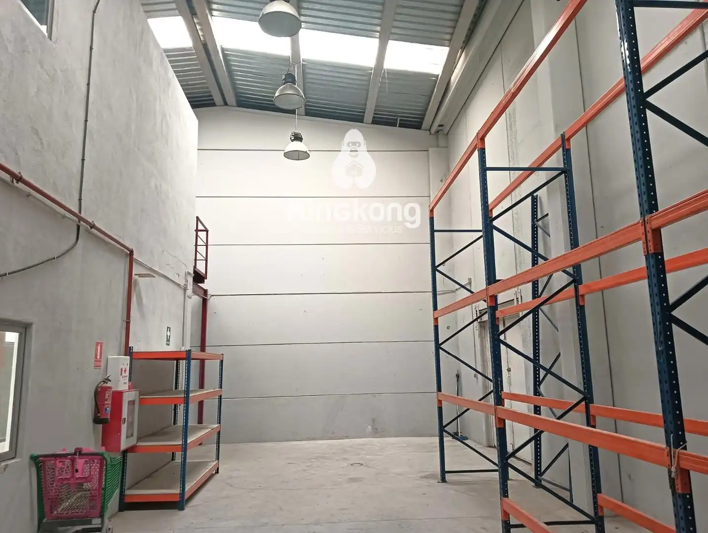 Nau industrial en venda en Rivas-Vaciamadrid amb Alarma
