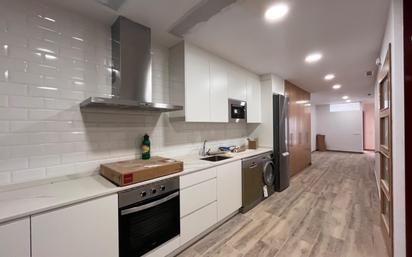 Kitchen of Planta baja for sale in  Barcelona Capital  with Air Conditioner and Terrace