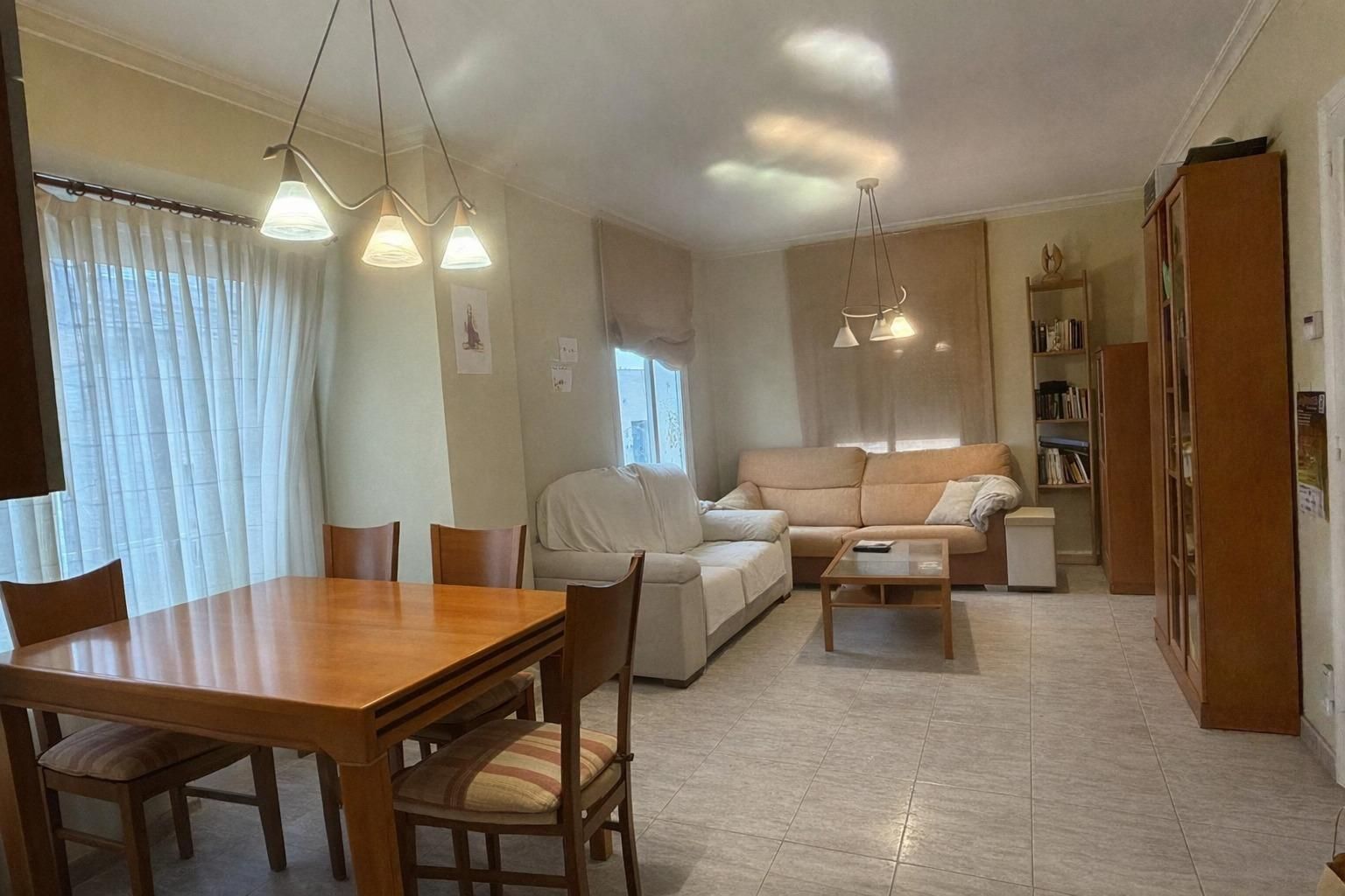 Wohnzimmer von Wohnung zum Verkauf in Sabadell mit Heizung