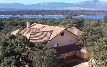 Vista exterior de Finca rústica en venda en Colmenarejo amb Aire condicionat, Terrassa i Piscina