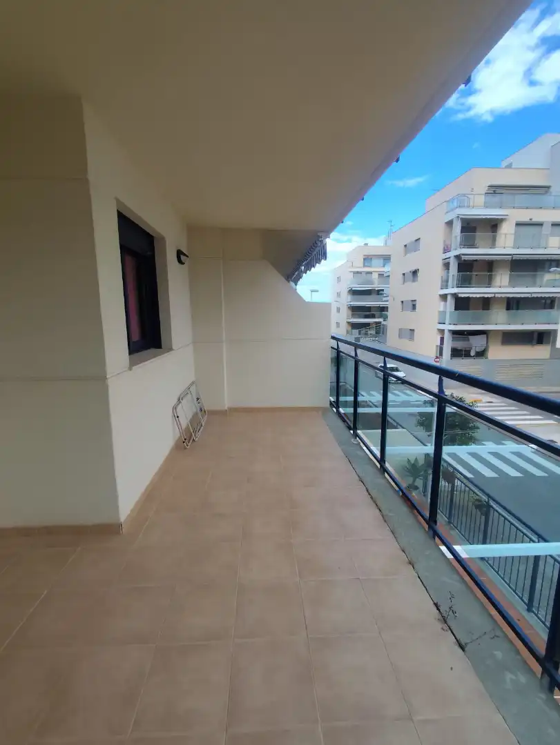 Terrasse von Wohnungen zur Miete in Moncofa mit Terrasse, Schwimmbad und Möbliert