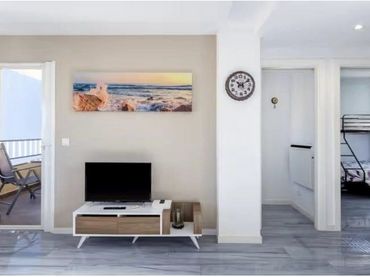 Piso con balcón en venta en de la Rioja