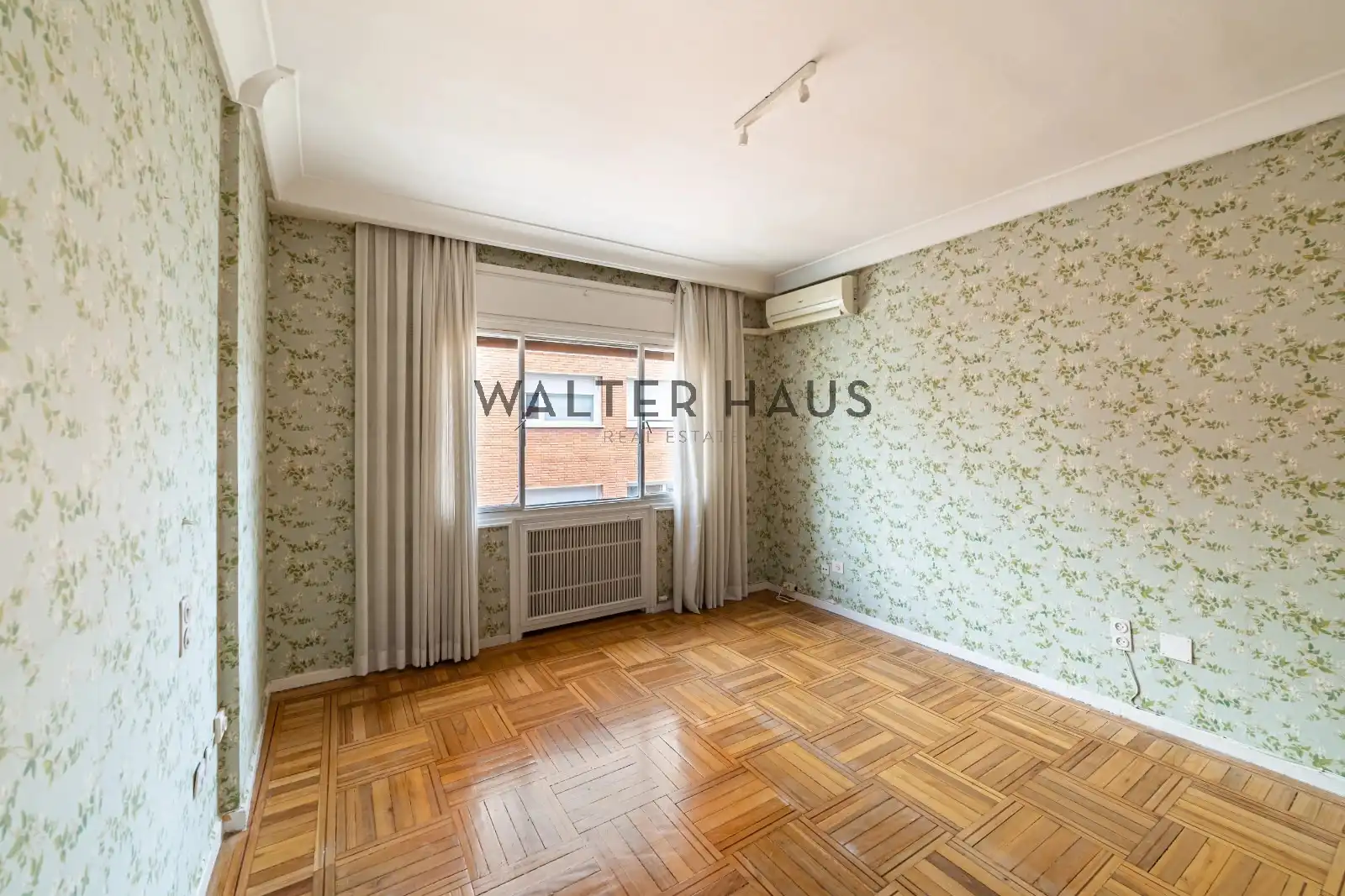 Piso en venta en Madrid con Aire acondicionado, Calefacción y Terraza