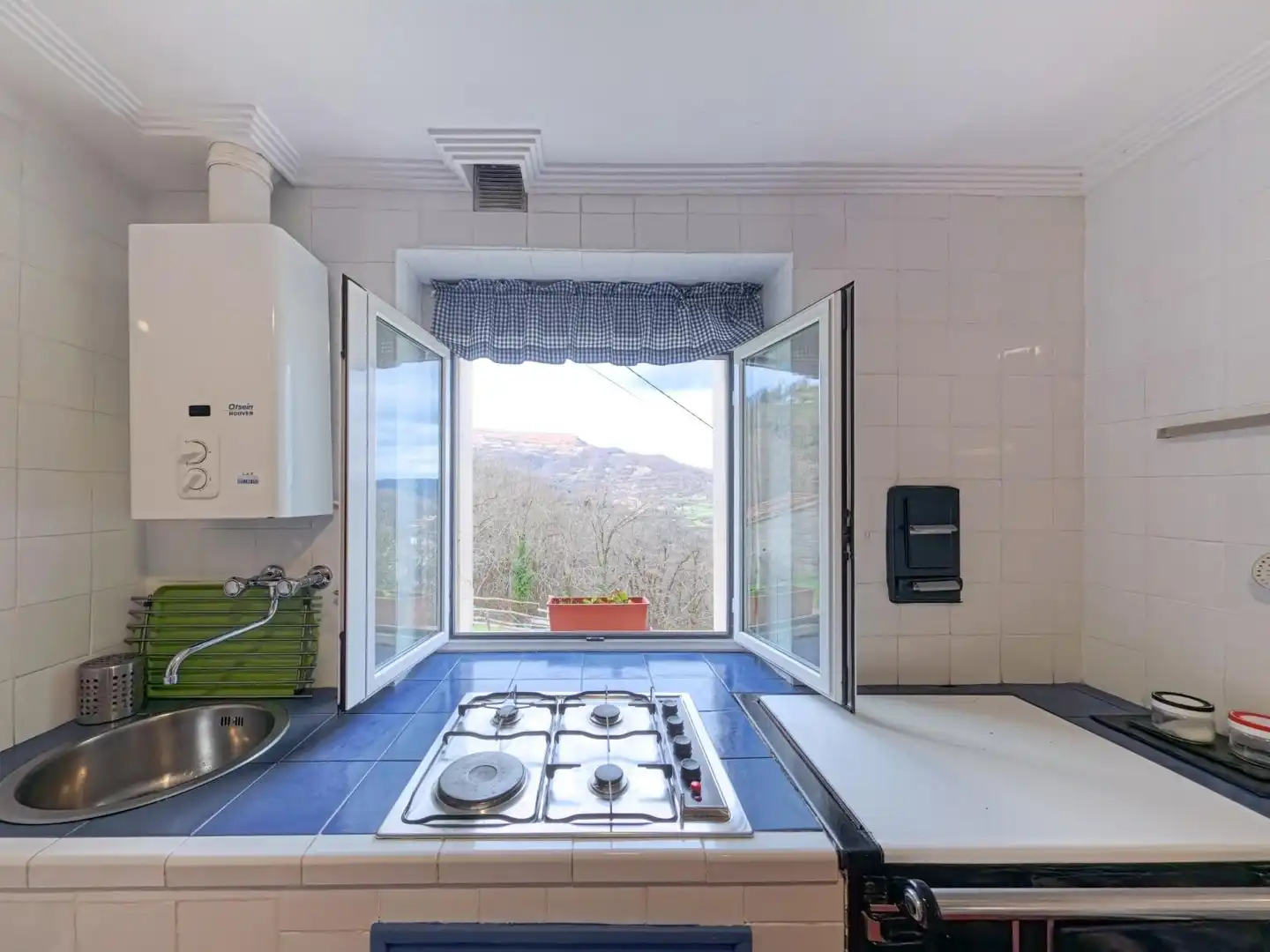 Kitchen of Houses for sale in Aller  with Heating, Private garden and Parquet flooring