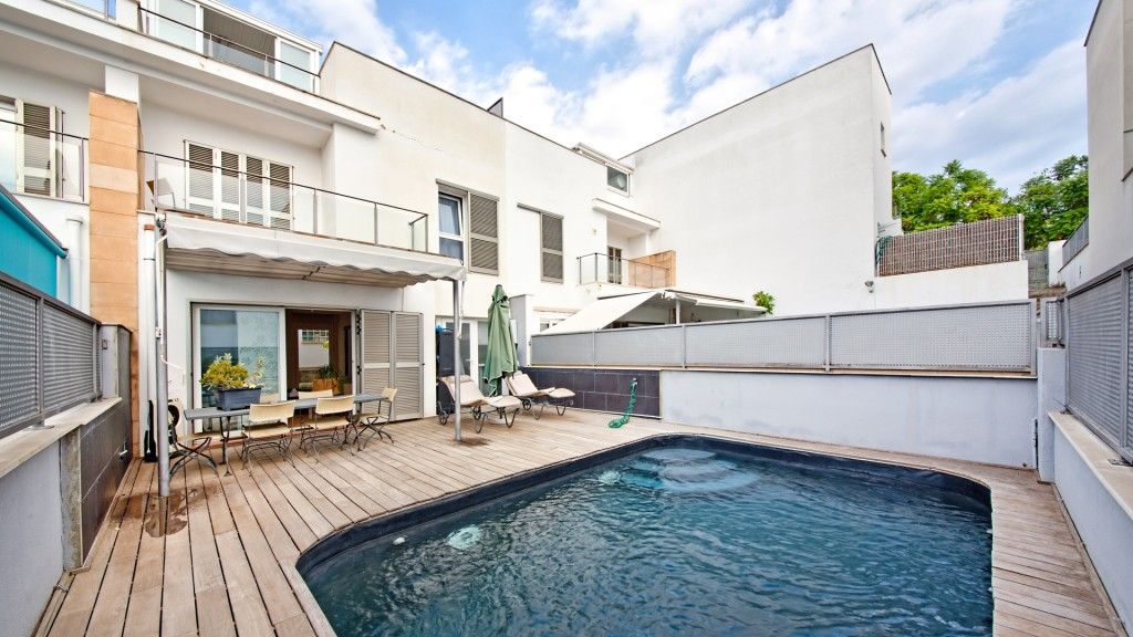 Piscina de Casa adosada en venta en  Palma de Mallorca con Aire acondicionado, Terraza y Trastero