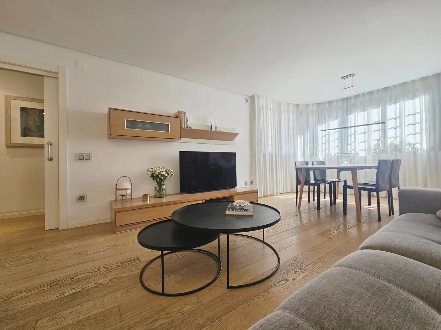 Sala d'estar de Casa adosada en venda en Granollers amb Aire condicionat, Calefacció i Jardí privat