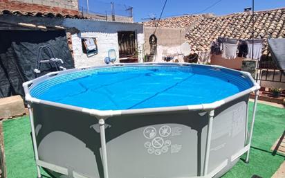 Swimming pool of House or chalet for sale in Martos  with Terrace and Storage room