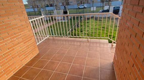 Foto 3 de Casa adosada en venda a Medina de Pomar, Burgos