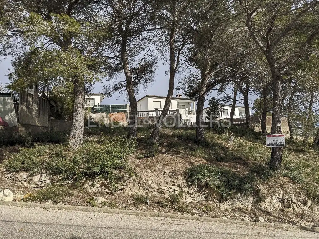 Terreno residencial en venta en Canyelles, imagen 3