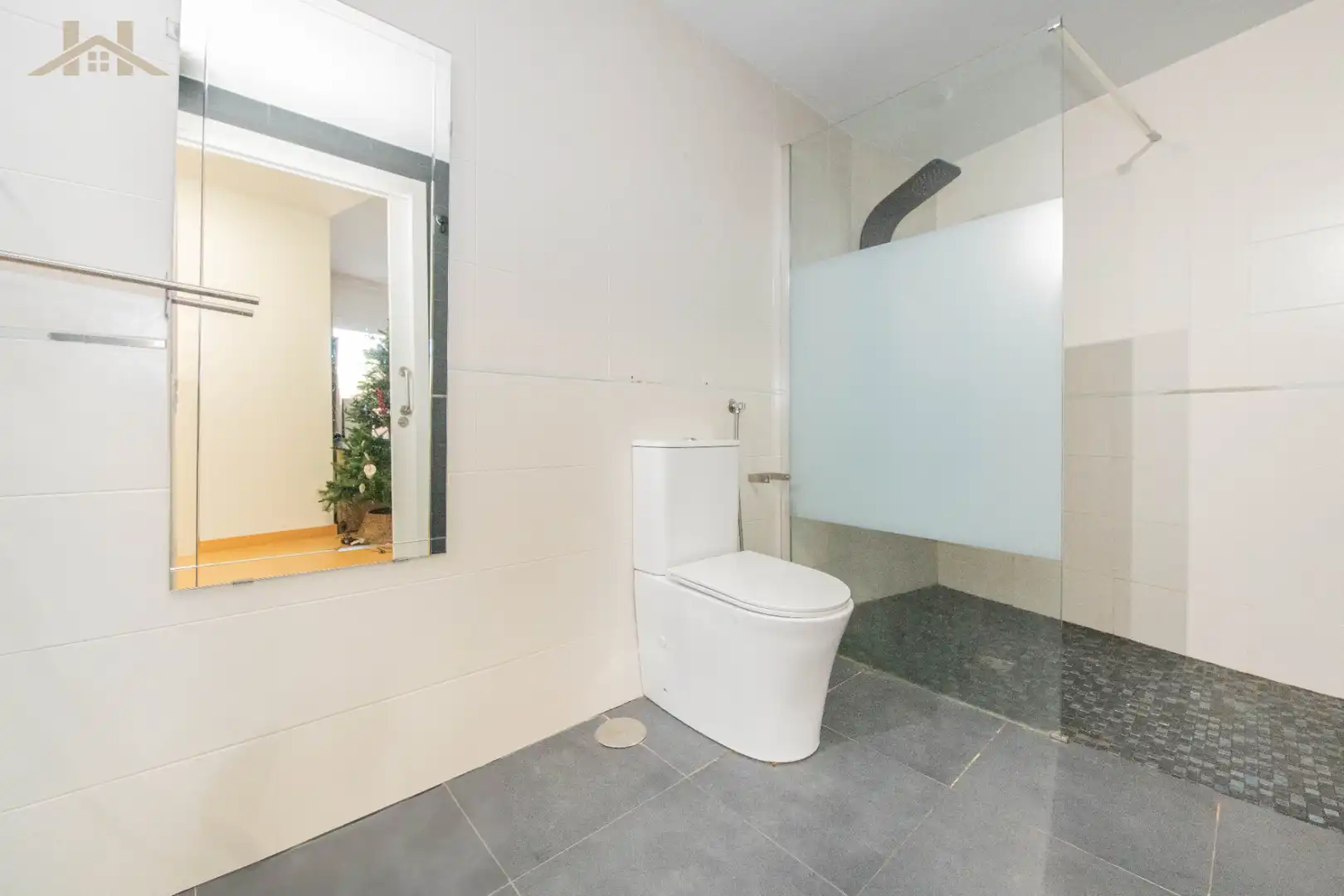 Bany de Planta baixa en venda en Villaviciosa de Odón amb Aire condicionat, Jardí privat i Terrassa