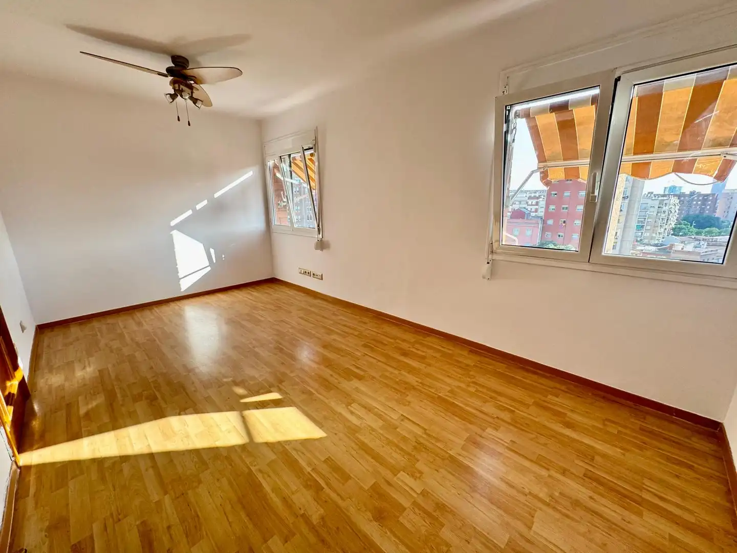 Appartamento in vendita a Carrer de l'Onyar, imagen 2